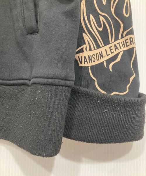 VANSON（バンソン）VANSON (バンソン) スカル刺繍ジップパーカー ブラック サイズ:XLの古着・服飾アイテム