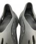 中古・古着 adidas (アディダス) YEEZY FOAM RUNNER グレー サイズ:28.5cm：9000円