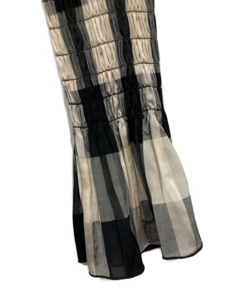 CLANE（クラネ）CLANE (クラネ) シャーリングロングワンピース / SHIRRING LONG ONEPIECE ベージュ×ブラック サイズ:1の古着・服飾アイテム