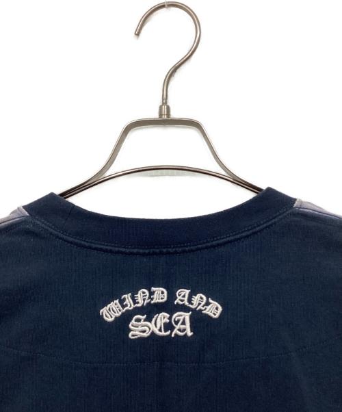 WIND AND SEA（ウィンダンシー）WIND AND SEA (ウィンダンシー) コラボプリント ロングスリーブカットソー ネイビー サイズ:XLの古着・服飾アイテム