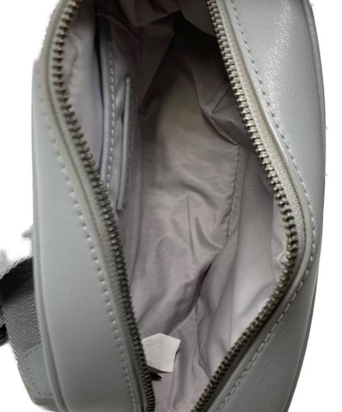 MARC JACOBS（マークジェイコブス）MARC JACOBS (マークジェイコブス) ショルダーバッグ グレーの古着・服飾アイテム