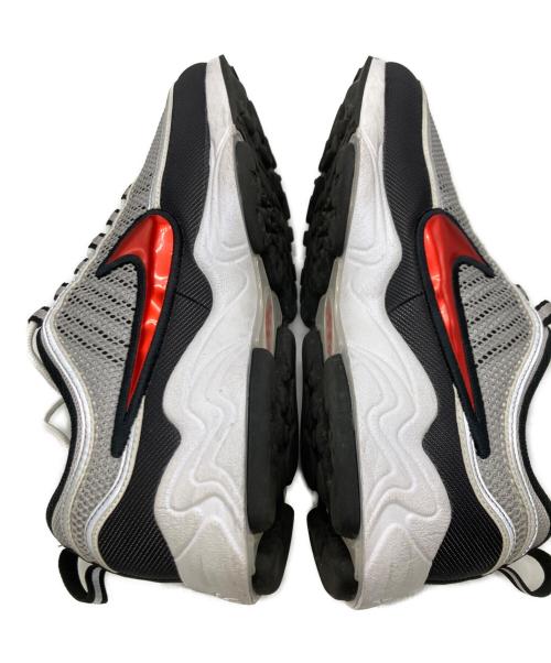 NIKE（ナイキ）NIKE (ナイキ) ローカットスニーカー グレー サイズ:27.5cmの古着・服飾アイテム
