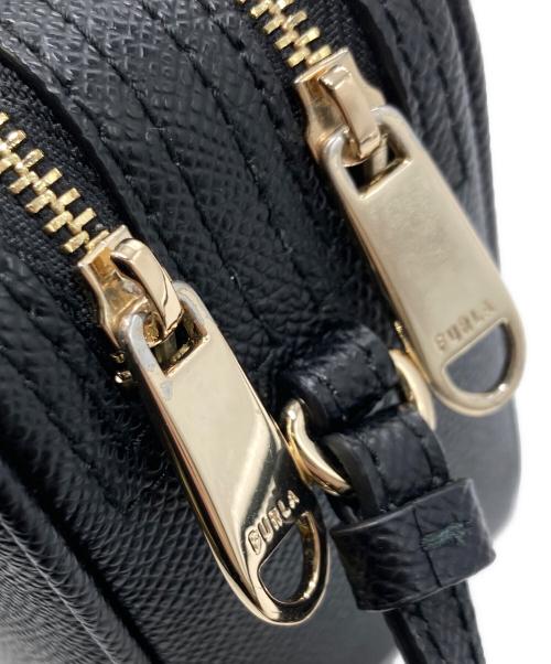 FURLA（フルラ）FURLA (フルラ) LILLIダブルファスナー ミニショルダーバッグ ブラックの古着・服飾アイテム
