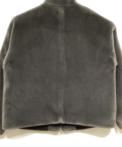 MACKINTOSH PHILOSOPHY（マッキントッシュ フィロソフィー）MACKINTOSH PHILOSOPHY (マッキントッシュ フィロソフィー) フェイクファースタンドブルゾン グレー サイズ:36 未使用品の古着・服飾アイテム