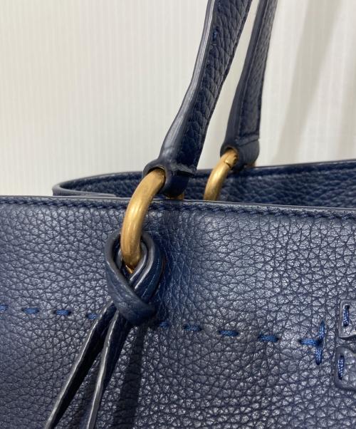 TORY BURCH（トリーバーチ）TORY BURCH (トリーバーチ) マックグロータッセルトートバッグ ネイビーの古着・服飾アイテム