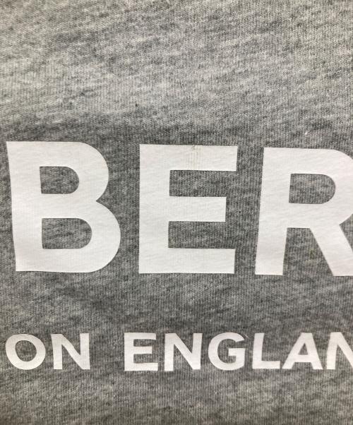 BURBERRY（バーバリー）BURBERRY (バーバリー) ロゴプリントTシャツ グレー サイズ:104の古着・服飾アイテム