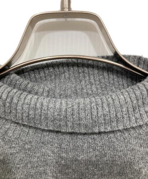 UNIQLO（ユニクロ）UNIQLO (ユニクロ) ANYA HINDMARCH (アニヤ・ハインドマーチ) カシミヤニット グレー サイズ:Ｌ　の古着・服飾アイテム