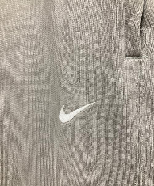 NIKE（ナイキ）NIKE (ナイキ) SOLO SWSH FT PANT グレー サイズ:Sの古着・服飾アイテム