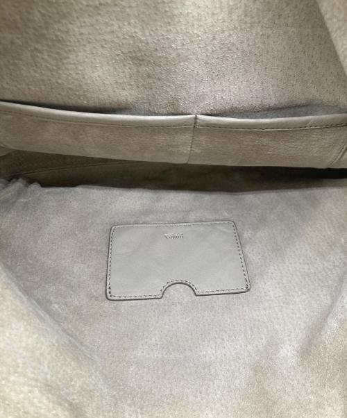 HIROFU（ヒロフ）HIROFU (ヒロフ) クラッチバッグ ベージュの古着・服飾アイテム