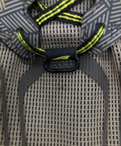 ALTRA（アルトラ）ALTRA (アルトラ) トレイルランニングシューズ OLYMPUS ベージュ サイズ:UK9.5の古着・服飾アイテム