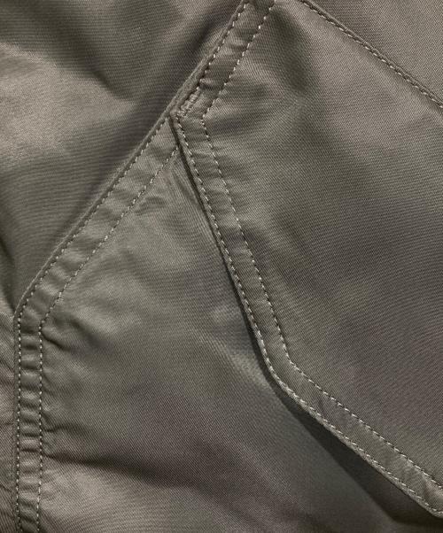 ALPHA INDUSTRIES（アルファインダストリーズ）ALPHA INDUSTRIES (アルファインダストリーズ) VX-31 フライトジャケット グリーン サイズ:Mの古着・服飾アイテム