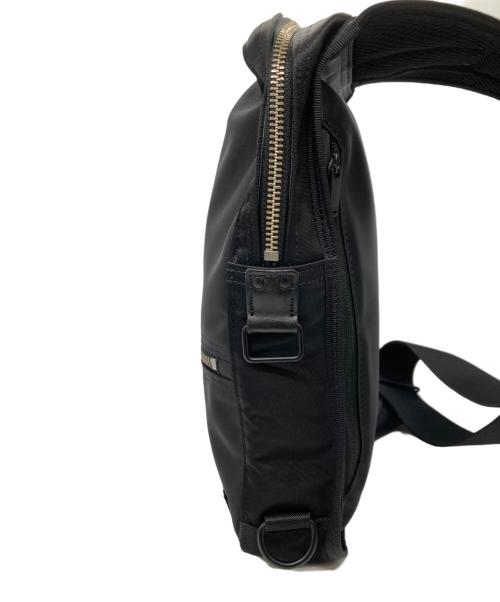PORTER（ポーター）PORTER (ポーター) スリングショルダーバッグ / SLING SHOULDER BAG ブラックの古着・服飾アイテム