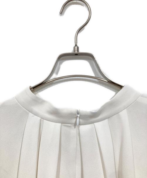 ADORE（アドーア）ADORE (アドーア) ドライタッチジョーゼットブラウス ホワイト サイズ:38の古着・服飾アイテム