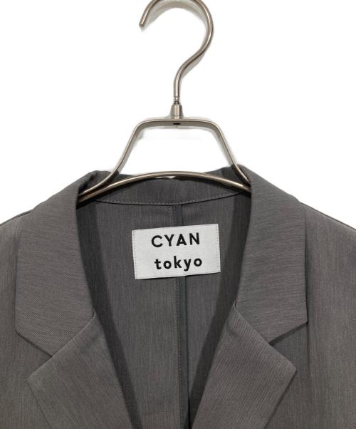 CYAN TOKYO（シアン トーキョー）CYAN TOKYO (シアン トーキョー) ハーフスリーブショートテーラード グレー サイズ:F 未使用品の古着・服飾アイテム