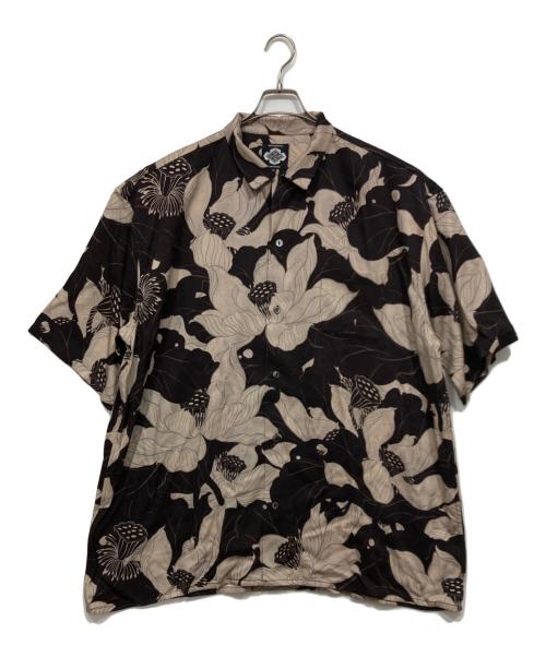 BUDSPOOL（バッズプール）BUDSPOOL (バッズプール) GAKKIN (ガッキン) ハワイアンシャツ / Floating Lotus ブラウン サイズ:3XLの古着・服飾アイテム