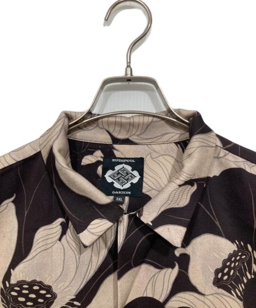 BUDSPOOL（バッズプール）BUDSPOOL (バッズプール) GAKKIN (ガッキン) ハワイアンシャツ / Floating Lotus ブラウン サイズ:3XLの古着・服飾アイテム