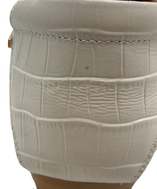卑弥呼（ヒミコ）卑弥呼 (ヒミコ) リボンモチーフモカシン ホワイト サイズ:24の古着・服飾アイテム
