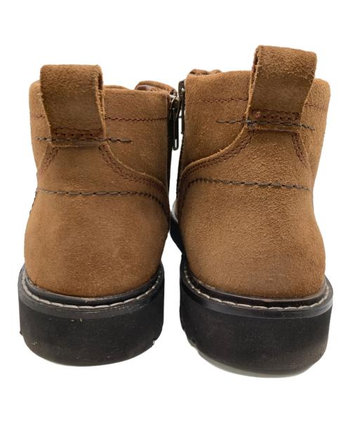 CLARKS（クラークス）CLARKS (クラークス) チャッカブーツ ブラウン サイズ:26.5の古着・服飾アイテム