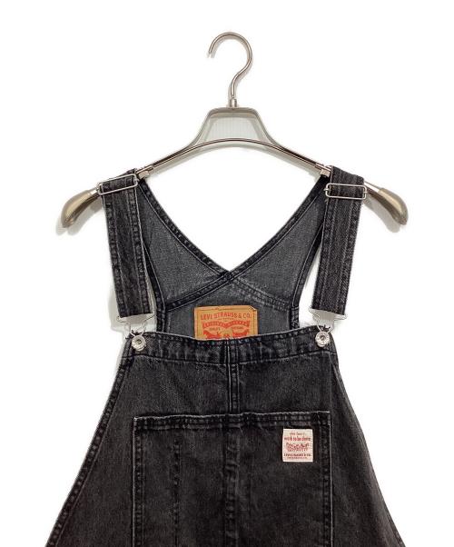 LEVI'S（リーバイス）LEVI'S (リーバイス) ユーズド加工 ブラックデニム オーバーオール ブラック サイズ:XLの古着・服飾アイテム