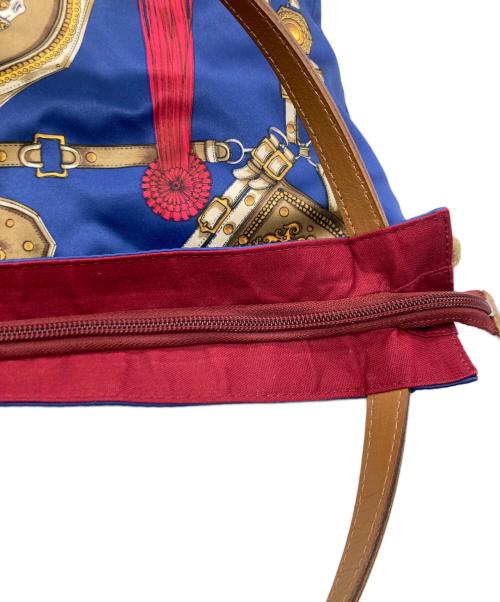 TOPKAPI（トプカピ）TOPKAPI (トプカピ) スカーフ柄トートバッグ ブルーの古着・服飾アイテム