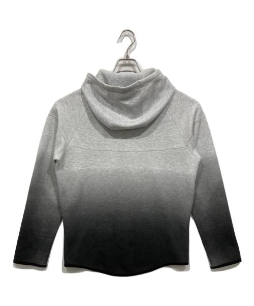 NIKE（ナイキ）NIKE (ナイキ) テックフェードウインドランナー グレー サイズ:Mの古着・服飾アイテム