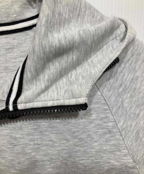 NIKE（ナイキ）NIKE (ナイキ) テックフェードウインドランナー グレー サイズ:Mの古着・服飾アイテム