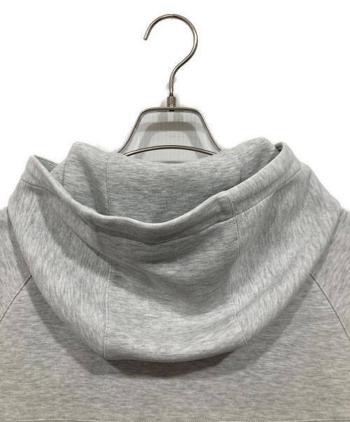 NIKE（ナイキ）NIKE (ナイキ) テックフェードウインドランナー グレー サイズ:Mの古着・服飾アイテム