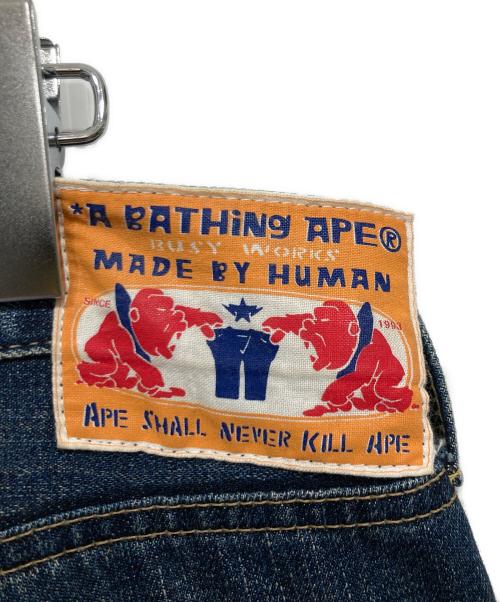 A BATHING APE（アベイシングエイプ）A BATHING APE (アベイシングエイプ) デニムパンツ ブルー サイズ:Lの古着・服飾アイテム