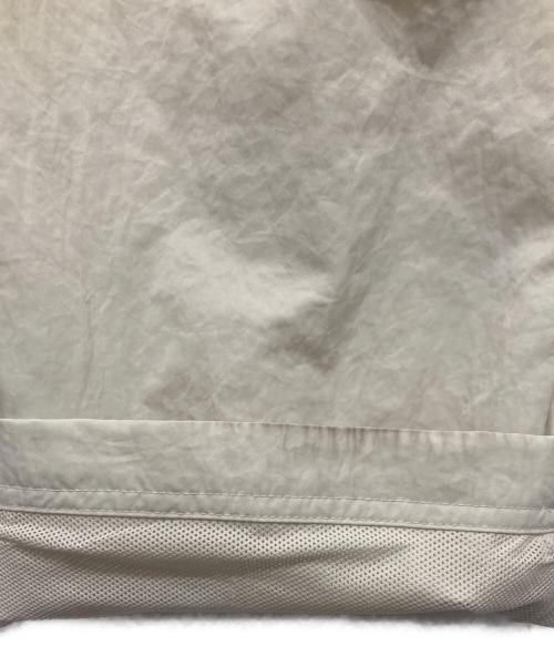 NIKE（ナイキ）NIKE (ナイキ) ウーブンカーゴパンツ アイボリー サイズ:Mの古着・服飾アイテム