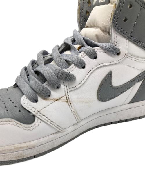 NIKE（ナイキ）NIKE (ナイキ) ハイカットスニーカー / Air Jordan 1 High OG グレー×ホワイト サイズ:26.5の古着・服飾アイテム