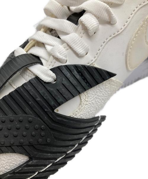 NIKE（ナイキ）NIKE (ナイキ) ローカットスニーカー / NDSTRKT AF1 ホワイト×ブラック サイズ:26.5の古着・服飾アイテム