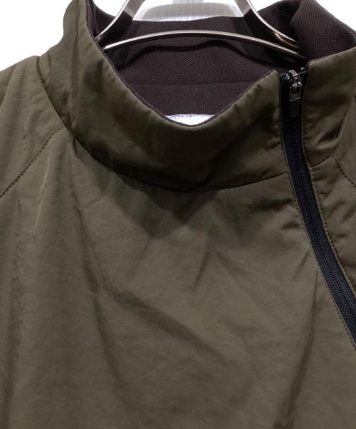 LORES（ロアーズ）LORES (ロアーズ) テックベスト オリーブ サイズ:Mの古着・服飾アイテム