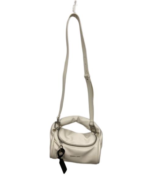 CHARLES & KEITH（チャールズアンドキース）CHARLES & KEITH (チャールズアンドキース) 2WAYバッグ アイボリーの古着・服飾アイテム