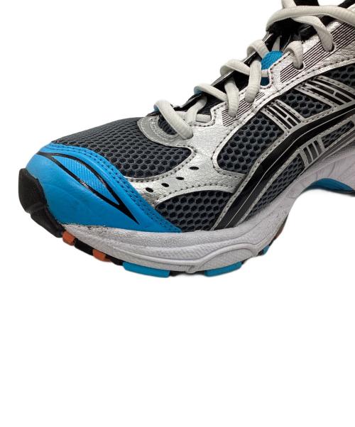 asics（アシックス）asics (アシックス) ANGELO BAQUE (アンジェロ・バク) GEL-KAYANO 14 シルバー×ブルー サイズ:27.0の古着・服飾アイテム