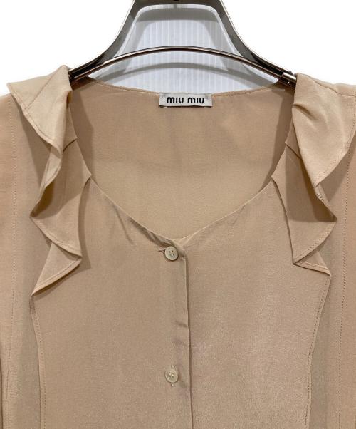 MIU MIU（ミュウミュウ）MIU MIU (ミュウミュウ) シルクブラウス ベージュ サイズ:38の古着・服飾アイテム