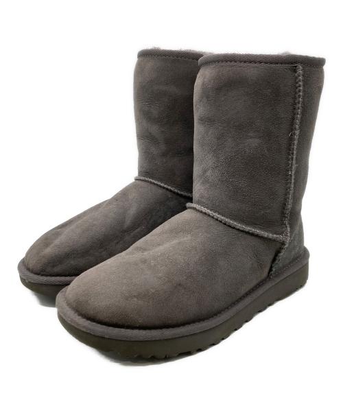 UGG（アグ）UGG (アグ) クラシックショート/ムートンブーツ ブラック サイズ:24㎝の古着・服飾アイテム