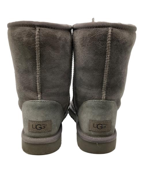 UGG（アグ）UGG (アグ) クラシックショート/ムートンブーツ ブラック サイズ:24㎝の古着・服飾アイテム