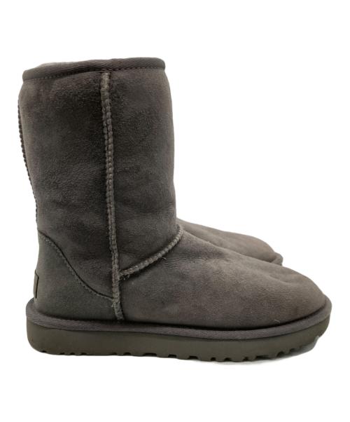 UGG（アグ）UGG (アグ) クラシックショート/ムートンブーツ ブラック サイズ:24㎝の古着・服飾アイテム
