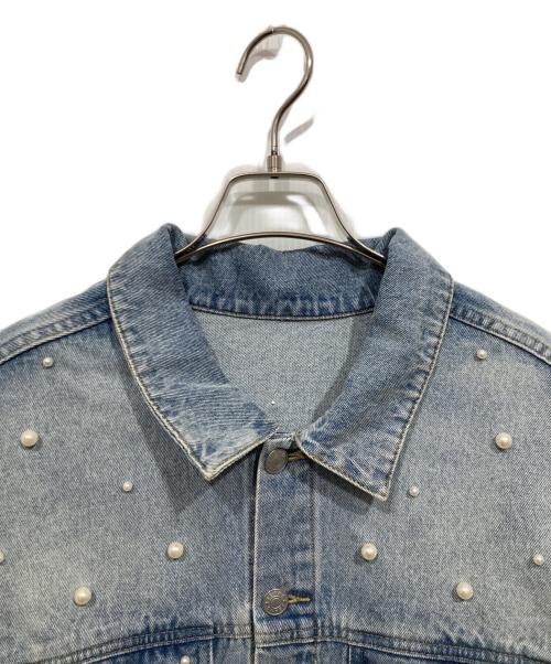 La boutique BonBon（ラブティックボンボン）La boutique BonBon (ラブティックボンボン) パール付デニムジャケット インディゴ サイズ:freeの古着・服飾アイテム