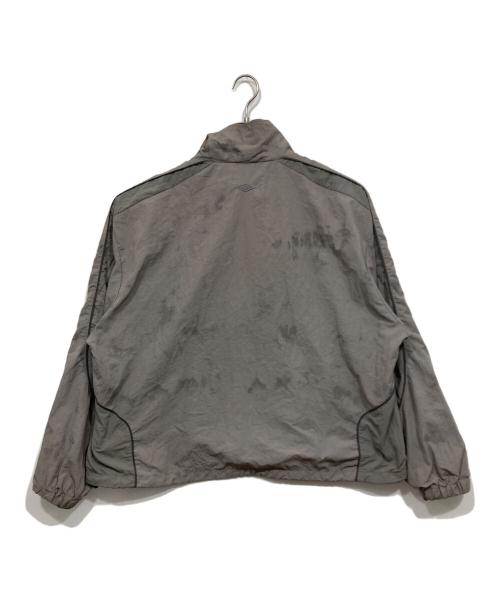 UMBRO（アンブロ）UMBRO (アンブロ) FREAK'S STORE別注 総柄ナイロンジャケット グレー サイズ:XLの古着・服飾アイテム