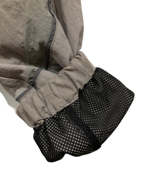 UMBRO（アンブロ）UMBRO (アンブロ) FREAK'S STORE別注 総柄ナイロンジャケット グレー サイズ:XLの古着・服飾アイテム
