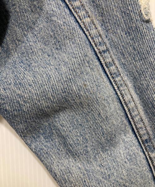 LEVI'S（リーバイス）LEVI'S (リーバイス) デニムジャケット インディゴ サイズ:MEDIUMの古着・服飾アイテム
