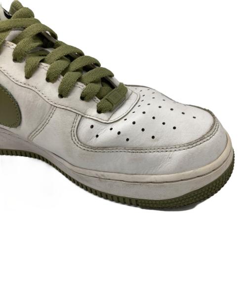 NIKE（ナイキ）NIKE (ナイキ) ローカットスニーカー ホワイト×グリーン サイズ:27.0の古着・服飾アイテム