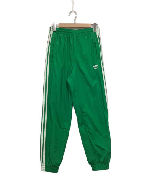 adidas（アディダス）adidas (アディダス) アディカラー ウーブン ファイヤーバードトラックパンツ グリーン サイズ:Mの古着・服飾アイテム
