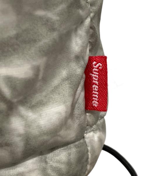 THE NORTH FACE（ザ ノース フェイス）THE NORTH FACE (ザ ノース フェイス) Supreme (シュプリーム) ペーパープリントヌプシダウンジャケット / Paper Print Nuptse Jacket グレー サイズ:Lの古着・服飾アイテム