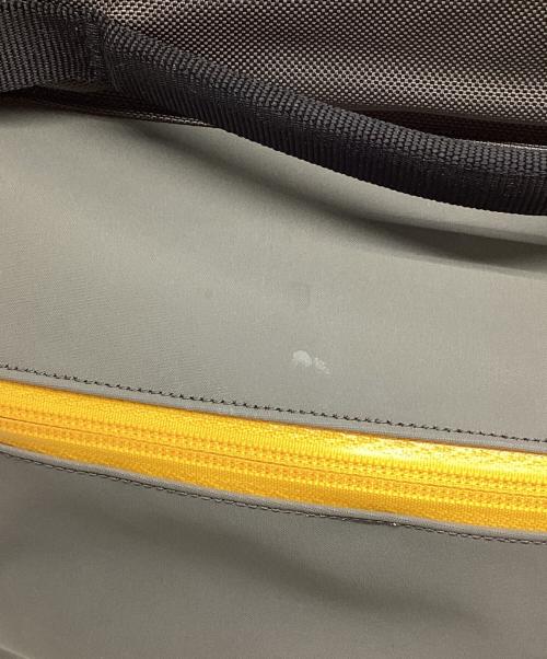 ARC'TERYX（アークテリクス）ARC'TERYX (アークテリクス) BEAMS (ビームス) 別注 ARRO 8 SHOULDER BAG グレーの古着・服飾アイテム