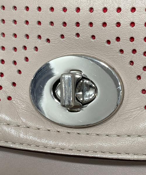 COACH（コーチ）COACH (コーチ) バッグ ベージュの古着・服飾アイテム