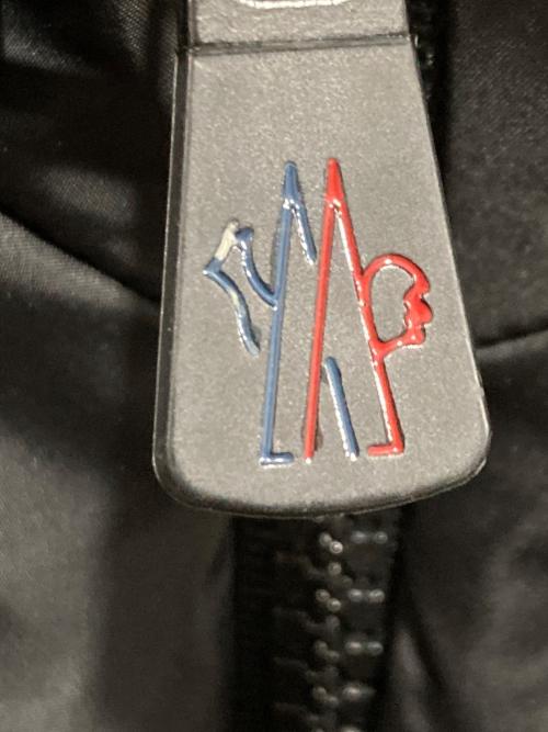 MONCLER GRENOBLE（モンクレール グルノーブル）MONCLER GRENOBLE (モンクレール グルノーブル) ダウンジャケット / MONCIAIR ブラックの古着・服飾アイテム