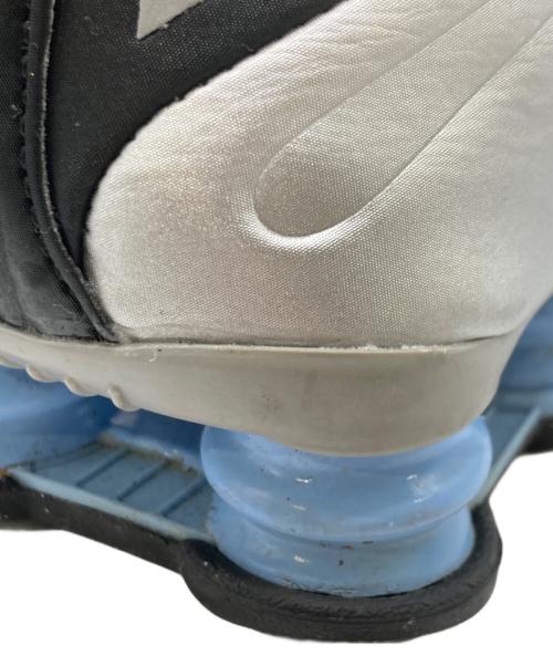 NIKE（ナイキ）NIKE (ナイキ) SHOX R4 シルバー×ブラック サイズ:27.5cmの古着・服飾アイテム