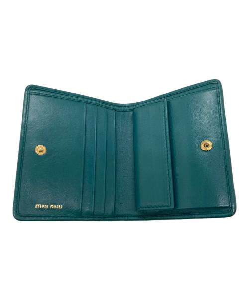MIU MIU（ミュウミュウ）MIU MIU (ミュウミュウ) 2つ折り財布 / マテラッセレザー 折り財布 グリーンの古着・服飾アイテム